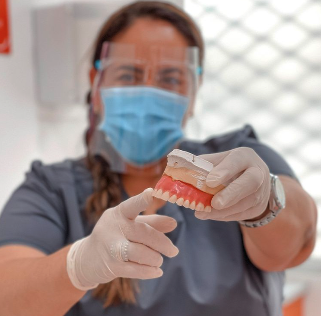 Equipo de Dentalis Chillogallo
